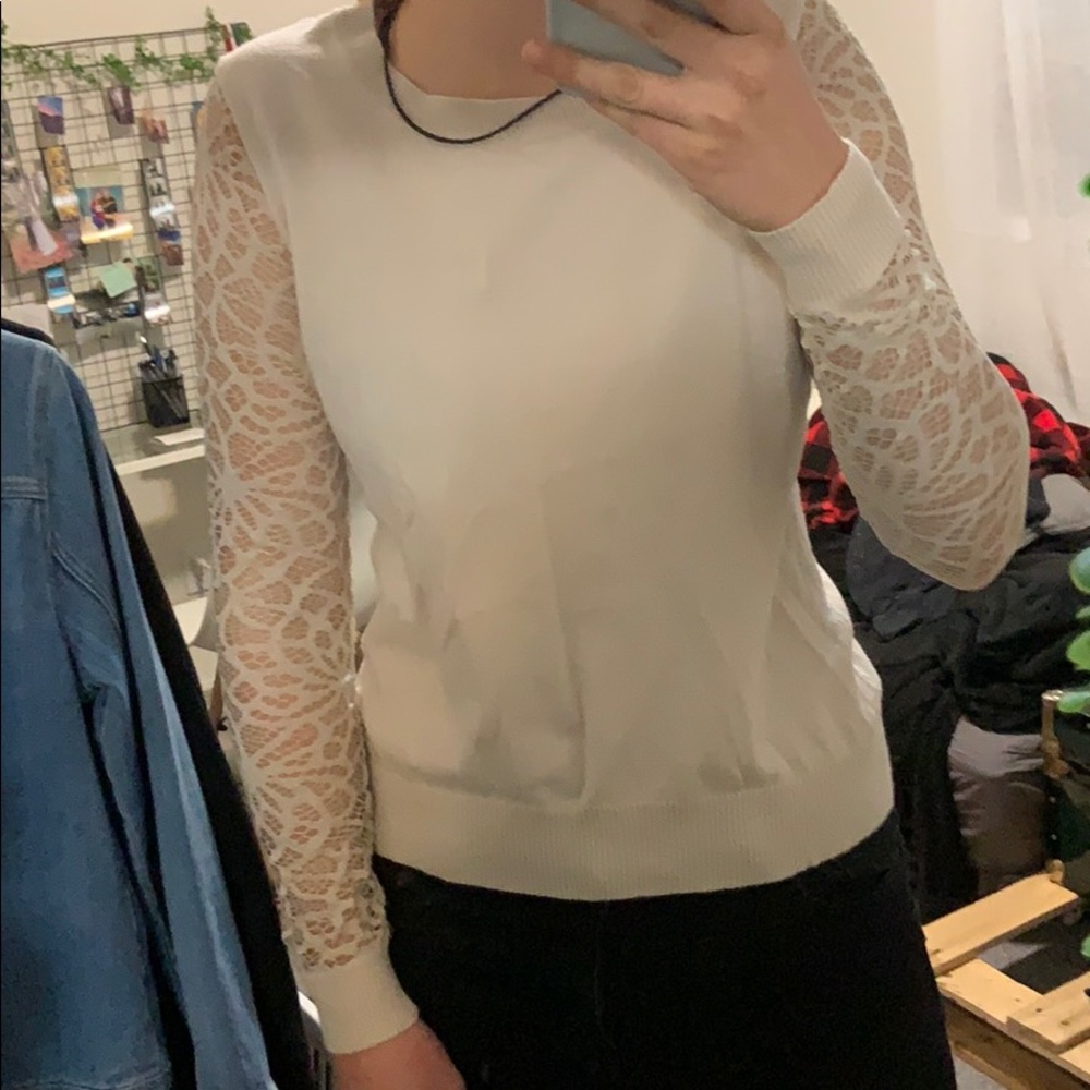Lacey long sleeve